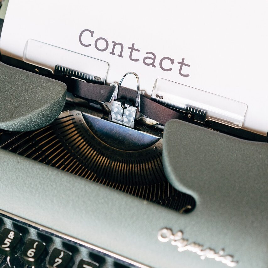 contact, notification, e mail, e-mail, internet, app, address, phone, phone number, communication, chat, technology, media, home office, digital